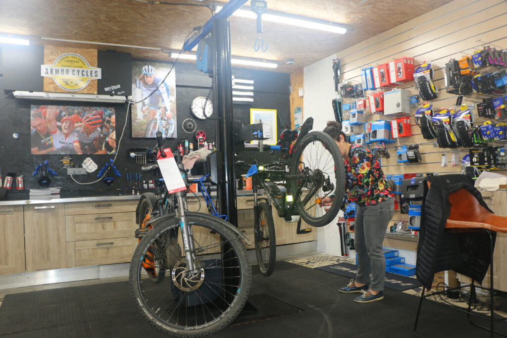 Armor cycle Lannion - Services